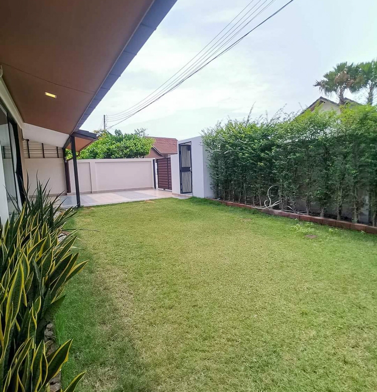 EP0004 | 2-BR House for Sale near Jomtien | The Maple Pattaya Huay Yai