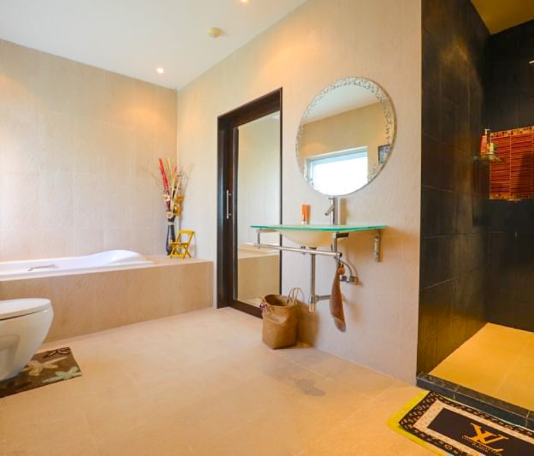 EP0049 | 3-BR Family Residence for Sale Near Jomtien Beach