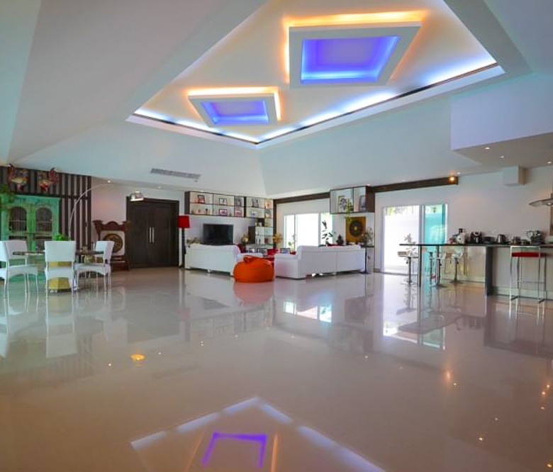 EP0049 | 3-BR Family Residence for Sale Near Jomtien Beach
