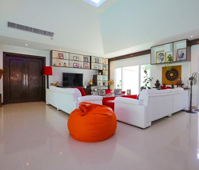EP0049 | 3-BR Family Residence for Sale Near Jomtien Beach