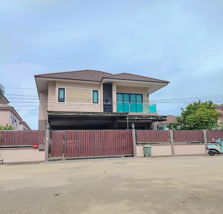 EP0051 | 3-BR Family Villa for Sale in Huay Yai, Pattaya