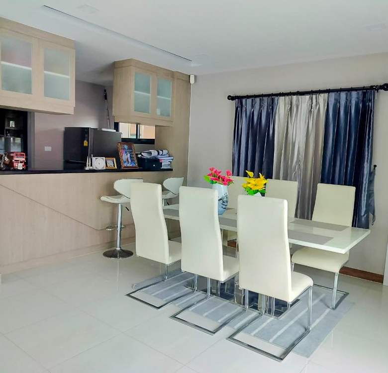 EP0051 | 3-BR Family Villa for Sale in Huay Yai, Pattaya