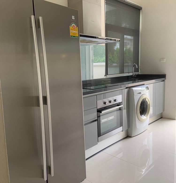 EP0023 | 3-BR Family Villa for Sale in East Pattaya