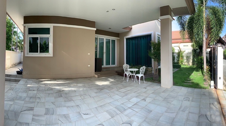 EP0023 | 3-BR Family Villa for Sale in East Pattaya