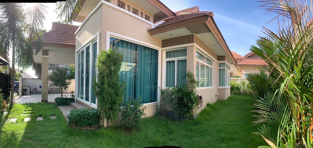 EP0023 | 3-BR Family Villa for Sale in East Pattaya