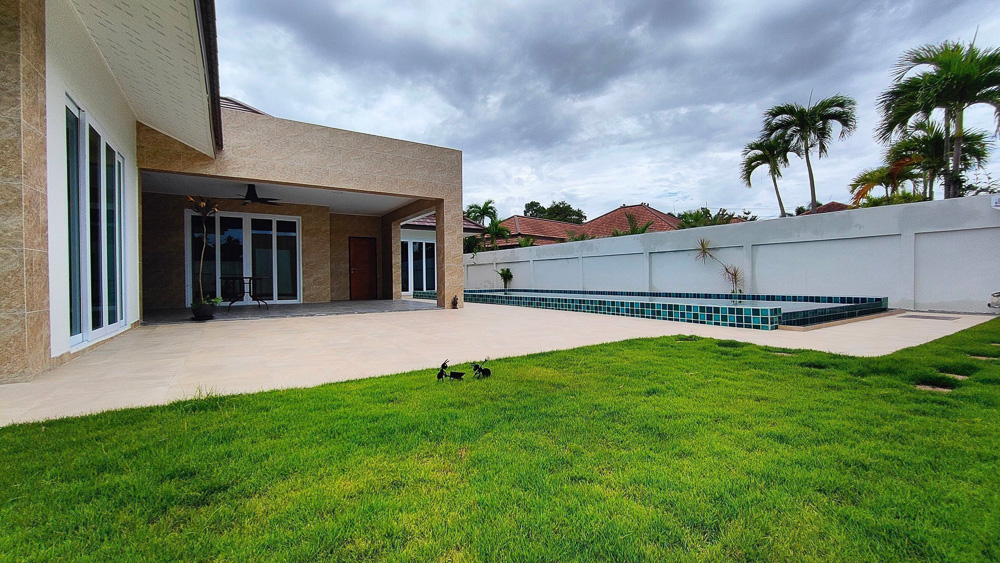 3-BR Private Pool Villa for Sale in Huay Yai, Pattaya-3 EP0050 | 3-BR Private Pool Villa for Sale in Huay Yai, Pattaya