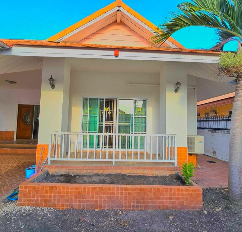 EP0003 | Ban Suan Neramit 2 | 2-BR House for Sale in Chaiyapruek