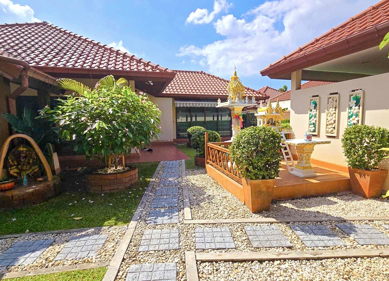 EP0001 | Barina Pattaya | Spacious 4BR Single-Story House for Sale