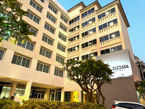 EP0239 | Pattaya Beach Hotel for Sale | 123 Rooms