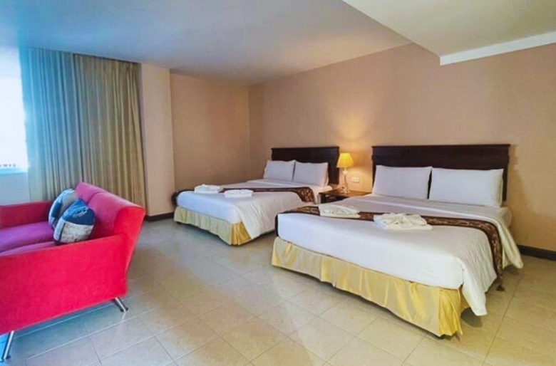 EP0239 | Pattaya Beach Hotel for Sale | 123 Rooms