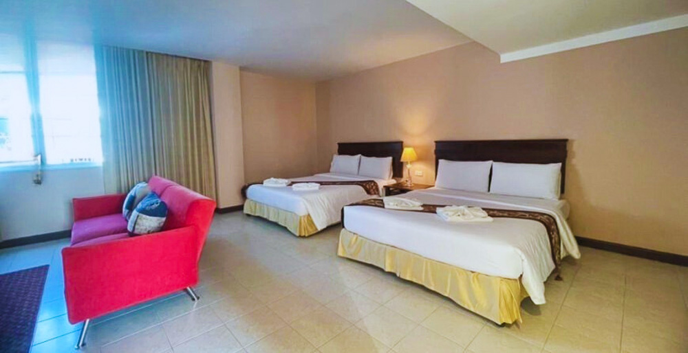 EP0239 | Pattaya Beach Hotel for Sale | 123 Rooms