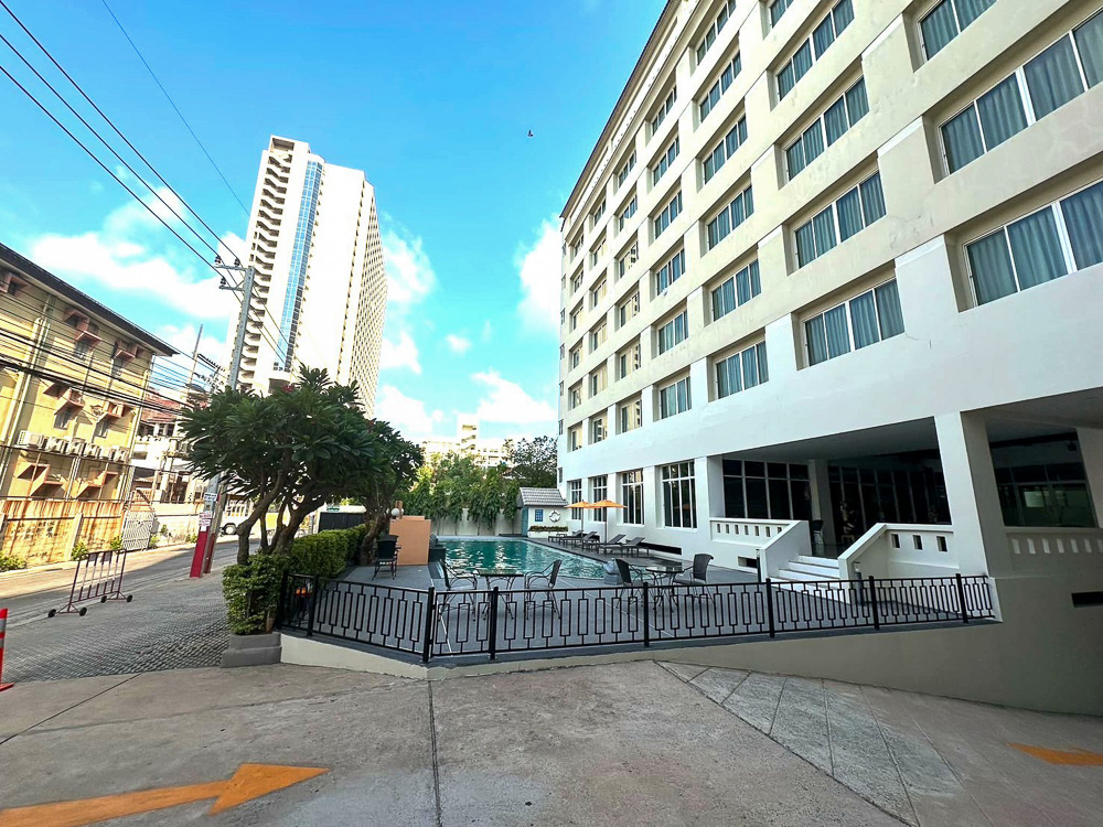EP0239 | Pattaya Beach Hotel for Sale | 123 Rooms