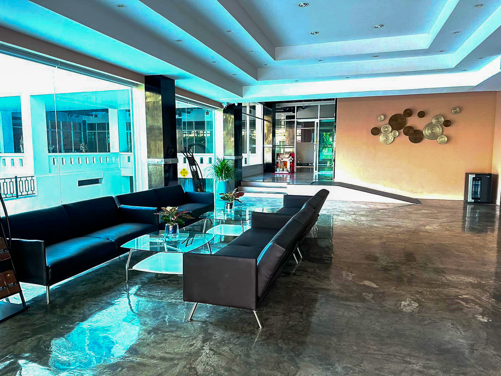 EP0239 | Pattaya Beach Hotel for Sale | 123 Rooms