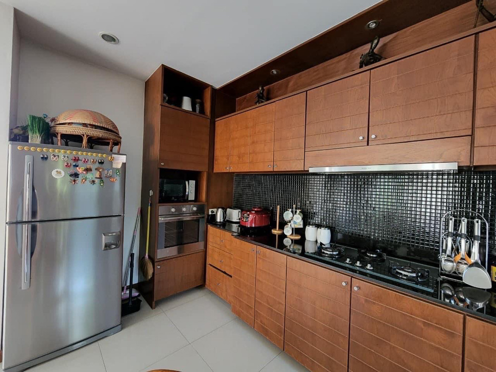 EP0030 | 6-BR Grand Estate for Sale in Phu Tara Village