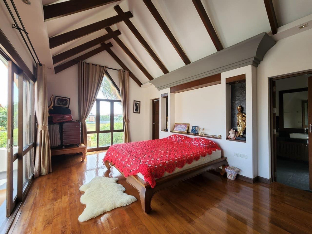 EP0030 | 6-BR Grand Estate for Sale in Phu Tara Village