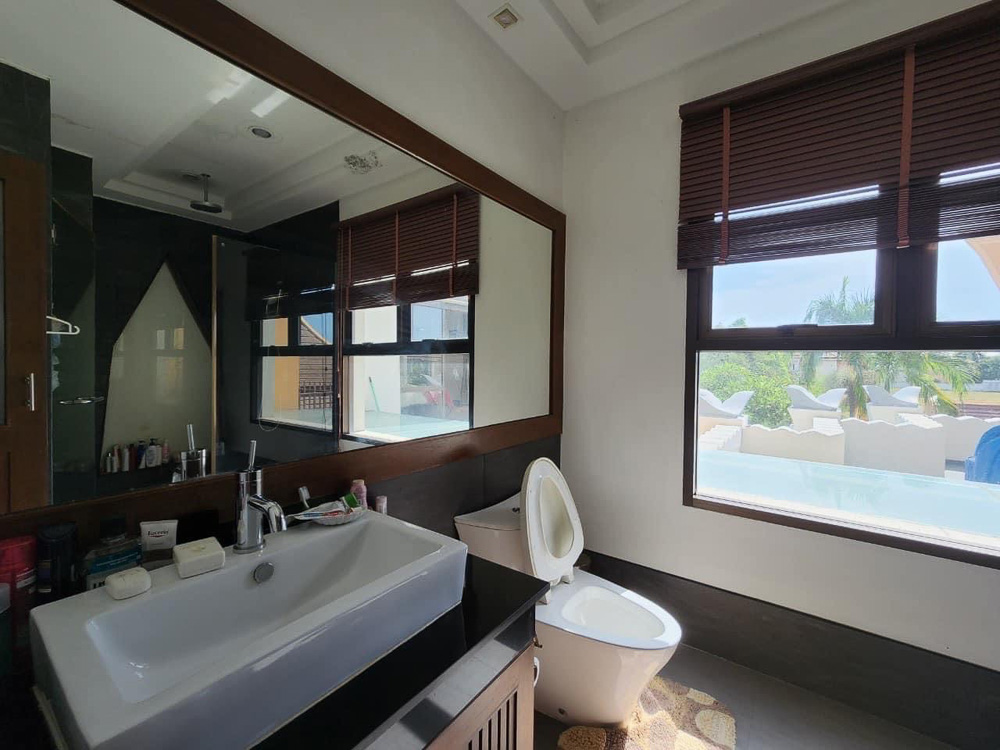 EP0030 | 6-BR Grand Estate for Sale in Phu Tara Village