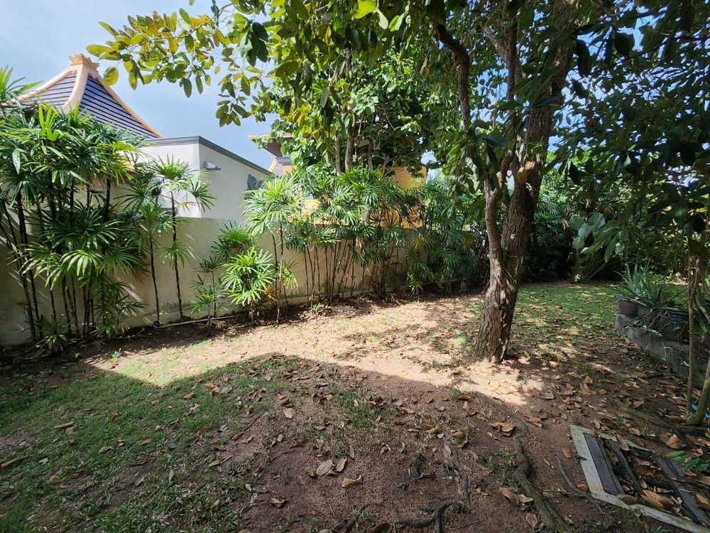 EP0030 | 6-BR Grand Estate for Sale in Phu Tara Village