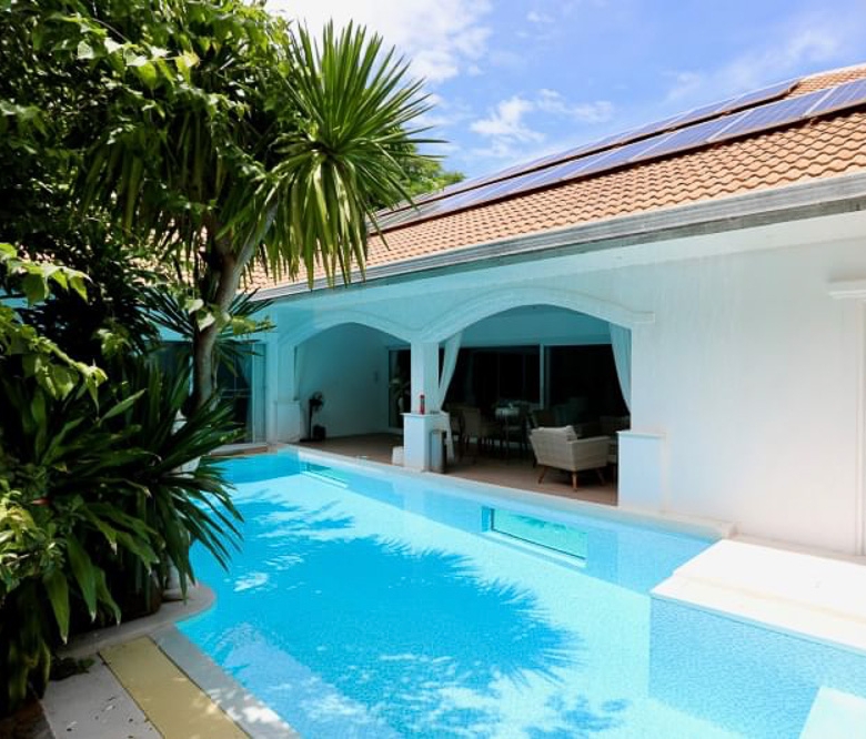 EP0048 | Grand 4-BR Luxury Estate for Sale in Thepprasit