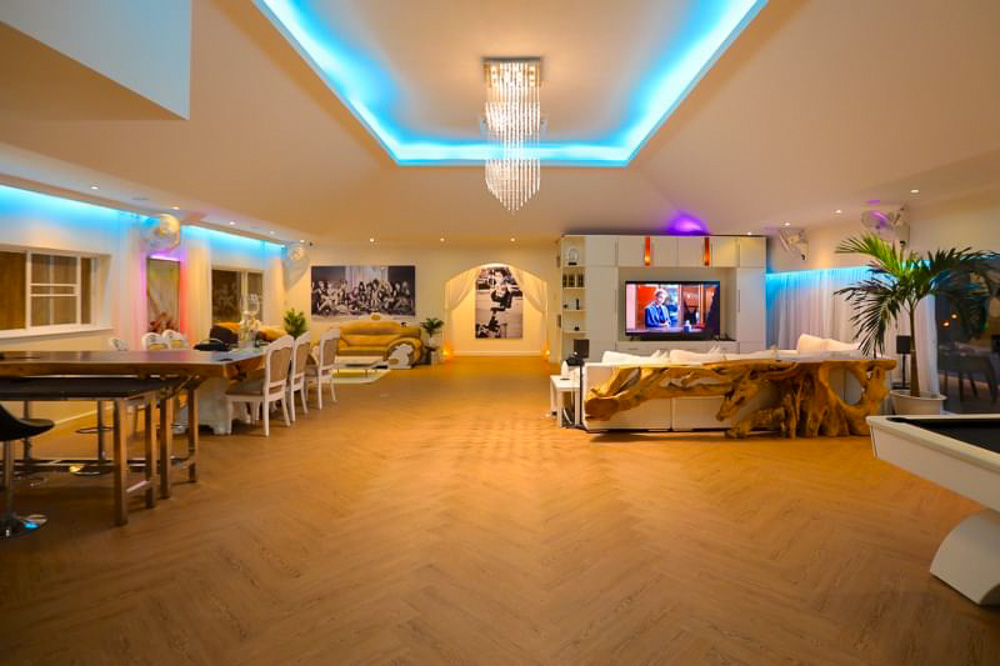 Grand 4-BR Luxury Estate-6 EP0048 | Grand 4-BR Luxury Estate for Sale in Thepprasit