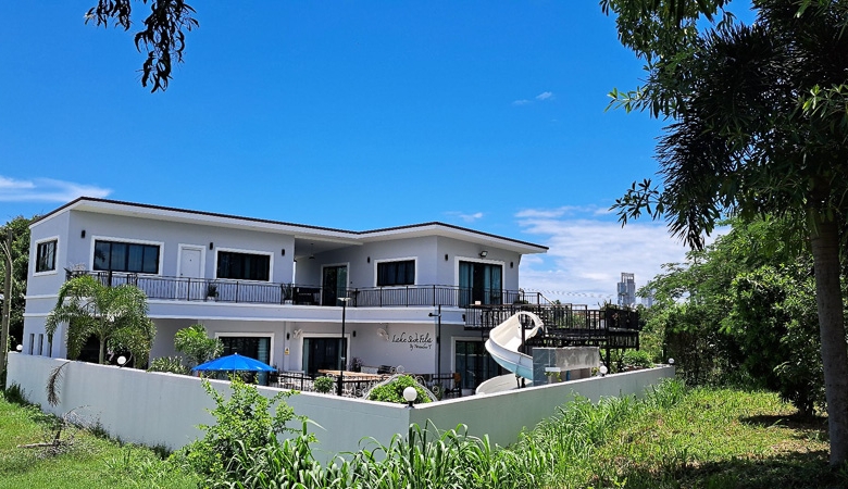 EP0035 | Grand 6-BR Executive Residence for Sale in Huay Yai