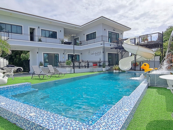 EP0035 | Grand 6-BR Executive Residence for Sale in Huay Yai