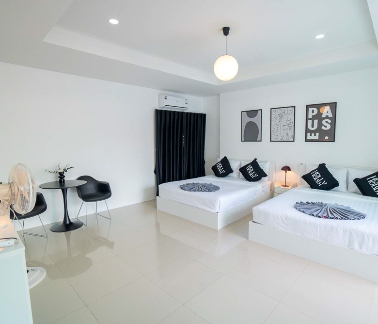 EP0036 | Grand 6-BR Luxury Villa for Sale in Huay Yai Pattaya