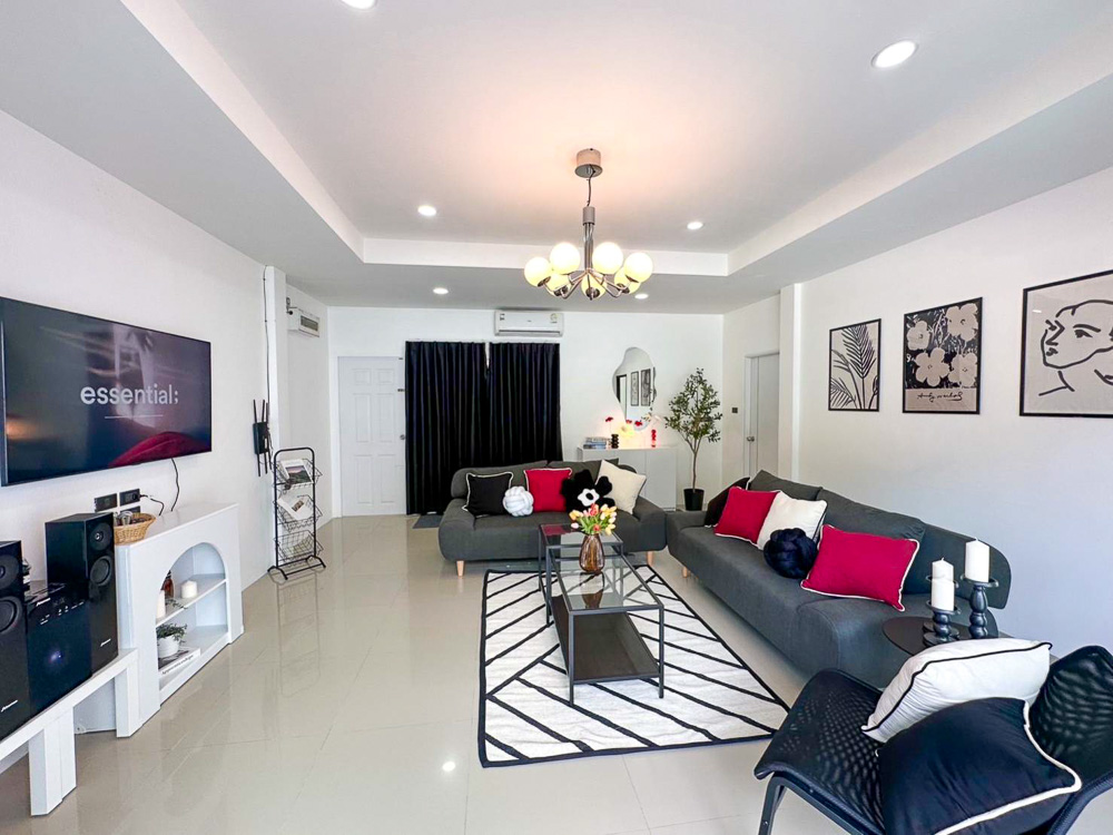 Grand 6-BR Luxury Villa-9 EP0036 | Grand 6-BR Luxury Villa for Sale in Huay Yai Pattaya