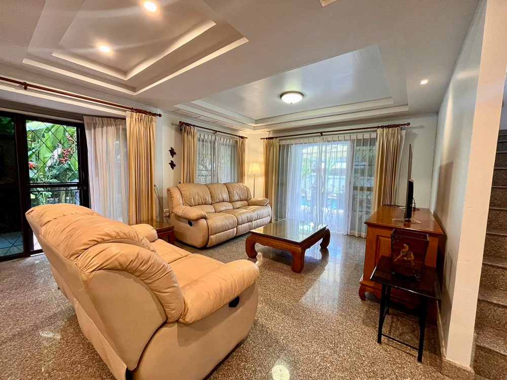 Grand Estate for Sale in East Pattaya-11 EP0032 | Grand Estate for Sale in East Pattaya – Only 4 Mins to Tara Pattana