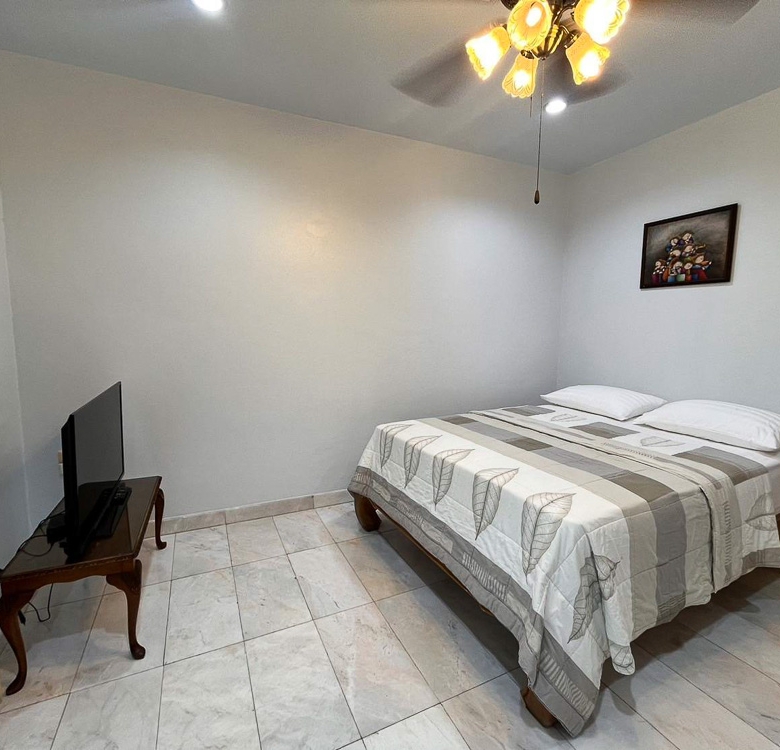 EP0032 | Grand Estate for Sale in East Pattaya – Only 4 Mins to Tara Pattana