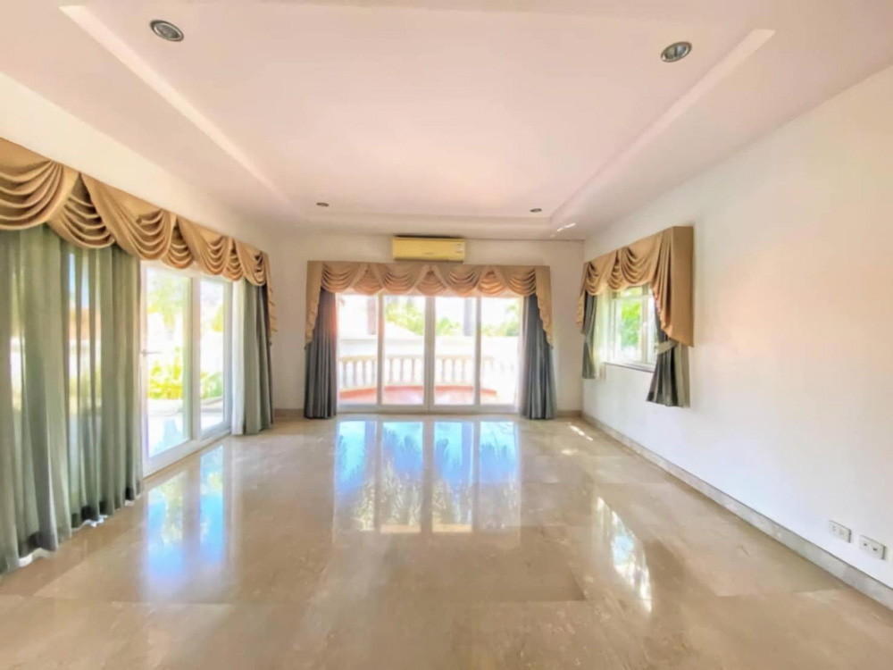 EP0031 | Grand Estate for Sale in Paradise Villa 2, East Pattaya