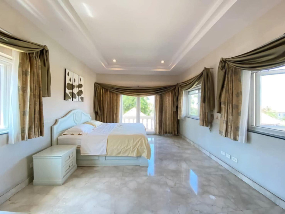 EP0031 | Grand Estate for Sale in Paradise Villa 2, East Pattaya