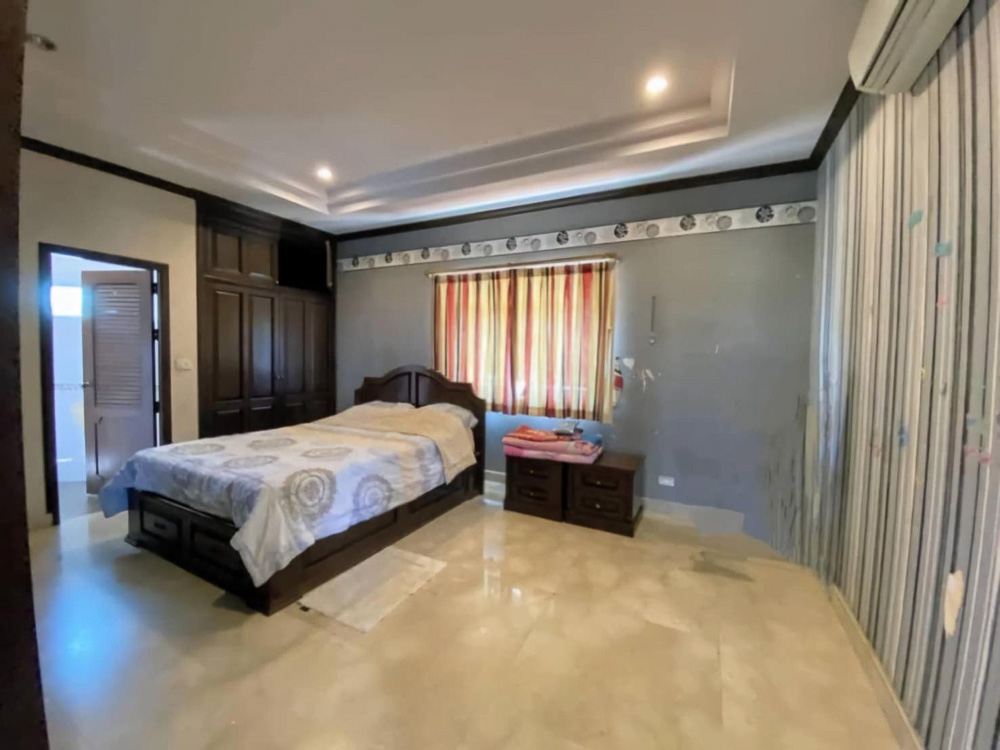 EP0031 | Grand Estate for Sale in Paradise Villa 2, East Pattaya