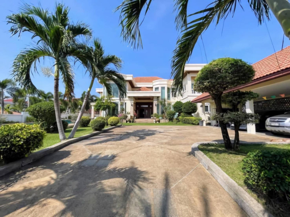 EP0031 | Grand Estate for Sale in Paradise Villa 2, East Pattaya