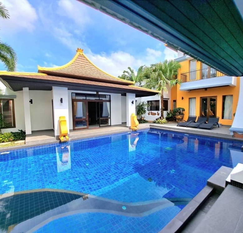 EP0029 | Grand Villa for Sale in Phu Tara Village, East Pattaya