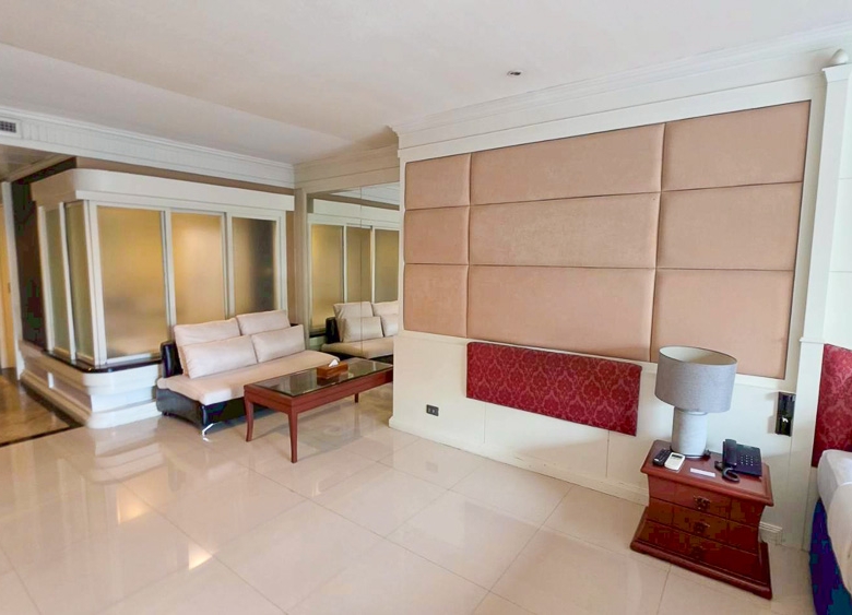 NP011 | Hotel for Rent Pattaya | Prime Location Opposite Terminal 21