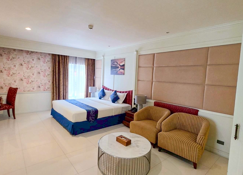 NP011 | Hotel for Rent Pattaya | Prime Location Opposite Terminal 21
