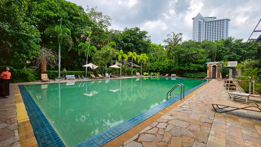 NP011 | Hotel for Rent Pattaya | Prime Location Opposite Terminal 21