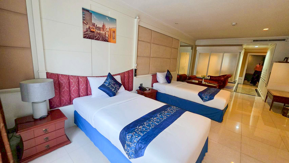 NP011 | Hotel for Rent Pattaya | Prime Location Opposite Terminal 21