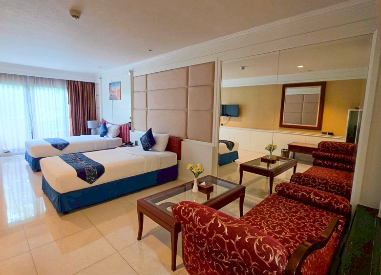 NP011 | Hotel for Rent Pattaya | Prime Location Opposite Terminal 21
