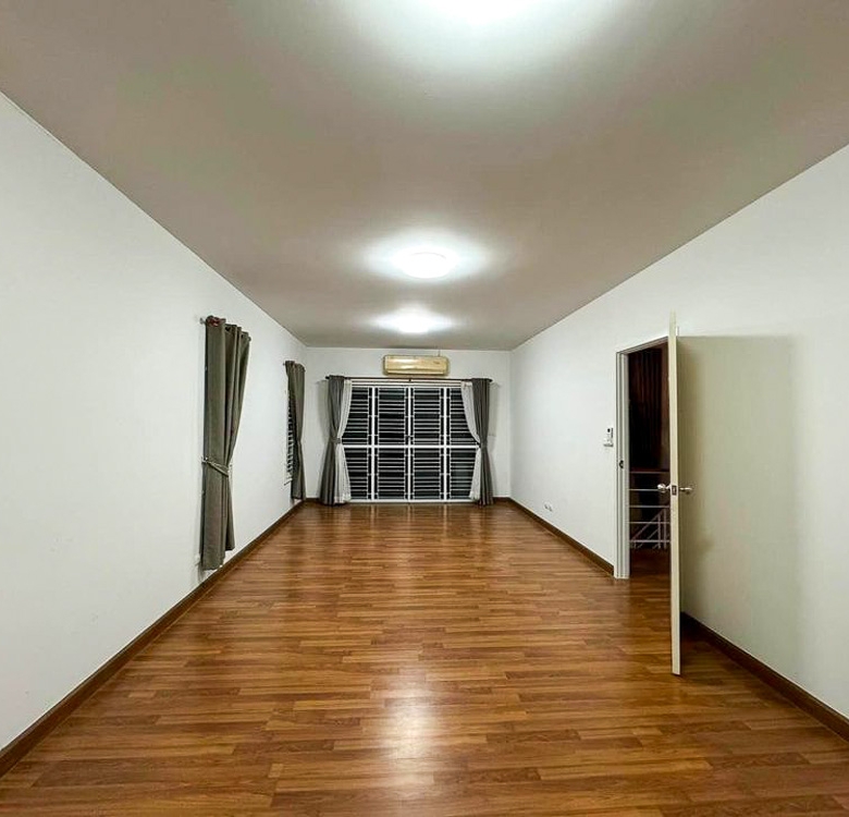 EP0006 | House for Sale in Pattaya | 3BR Chaiyapruek 2 | 240 Sq.m.