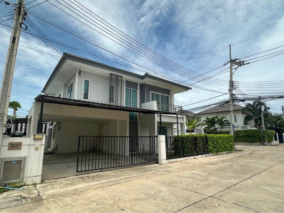 EP0006 | House for Sale in Pattaya | 3BR Chaiyapruek 2 | 240 Sq.m.