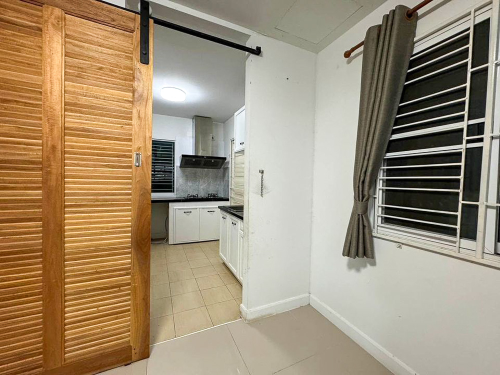 EP0006 | House for Sale in Pattaya | 3BR Chaiyapruek 2 | 240 Sq.m.