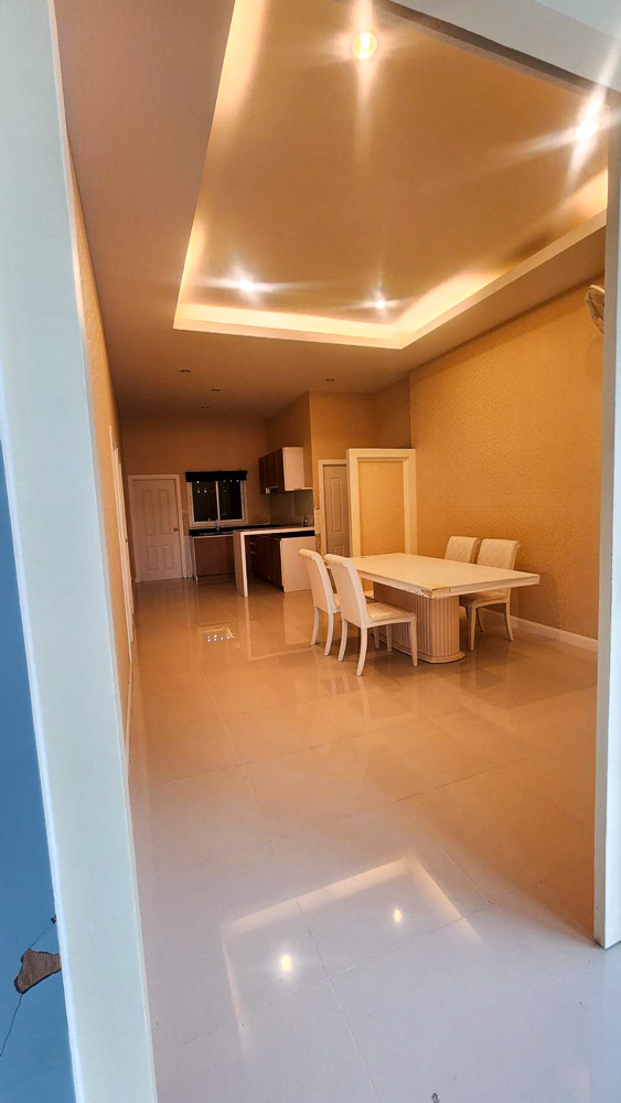 EP0007 | House for Sale East Pattaya | 3BR Near EFIP International School