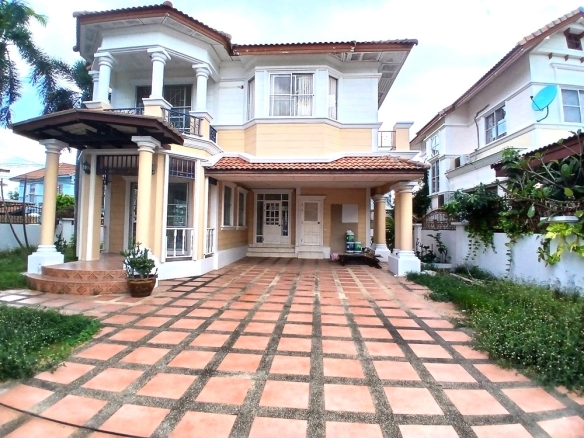 EP0024 | House for Sale in East Pattaya – Just 3 Mins to the Beach