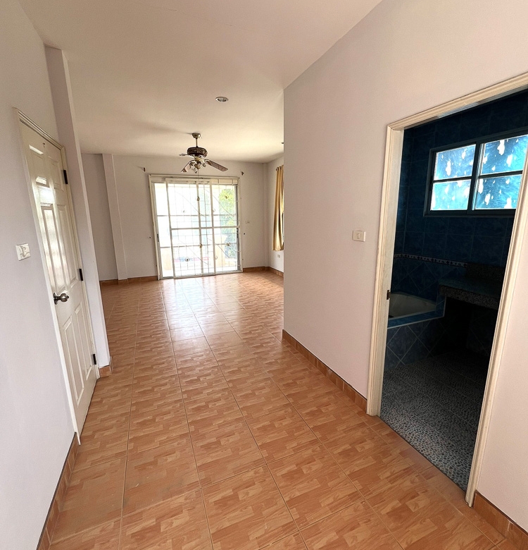 EP0024 | House for Sale in East Pattaya – Just 3 Mins to the Beach