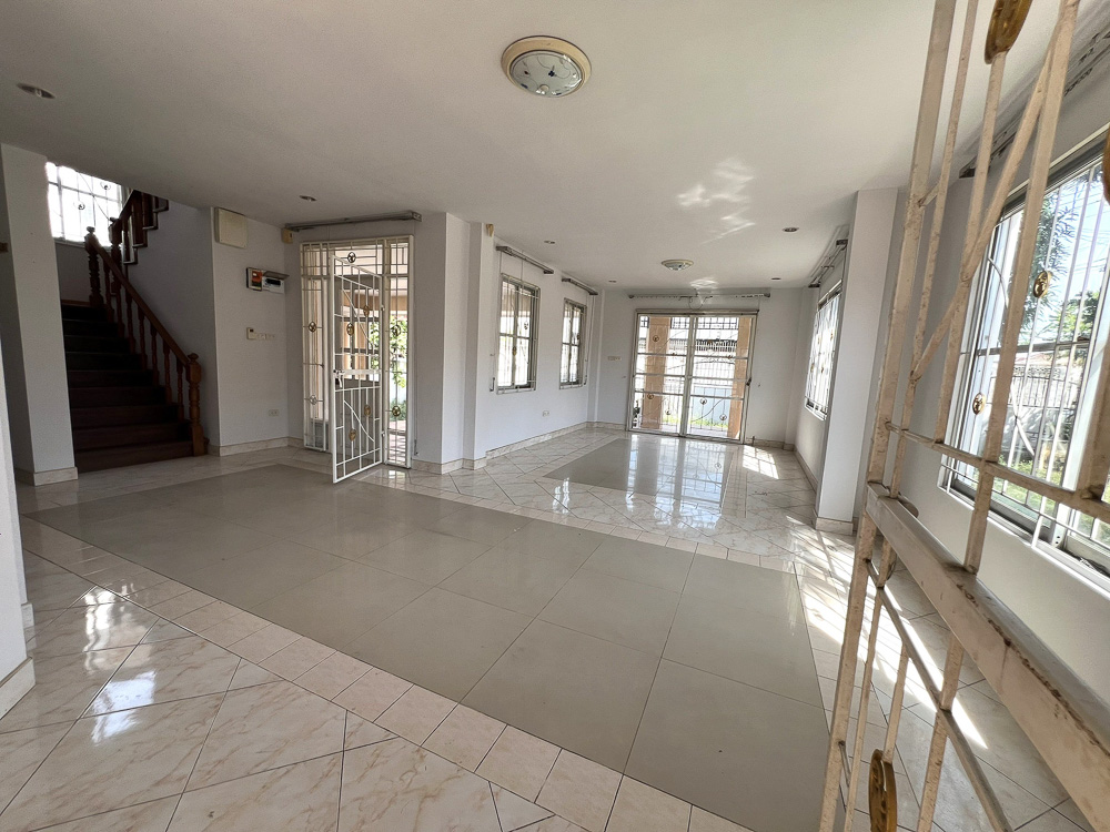 EP0024 | House for Sale in East Pattaya – Just 3 Mins to the Beach