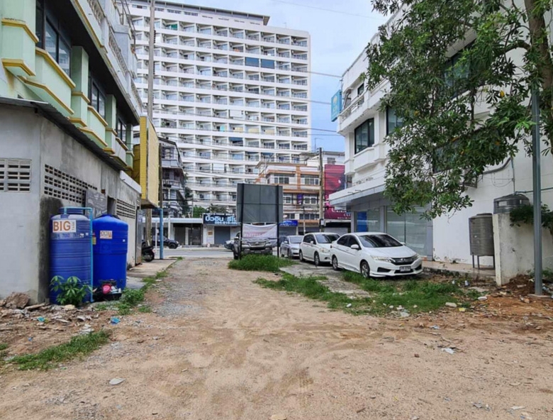 EP0013 | Land with Wide Frontage on Thepprasit, Pattaya