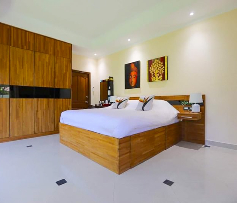 EP0046 | Luxury 3-BR Private Pool Villa for Sale in Jomtien, Pattaya