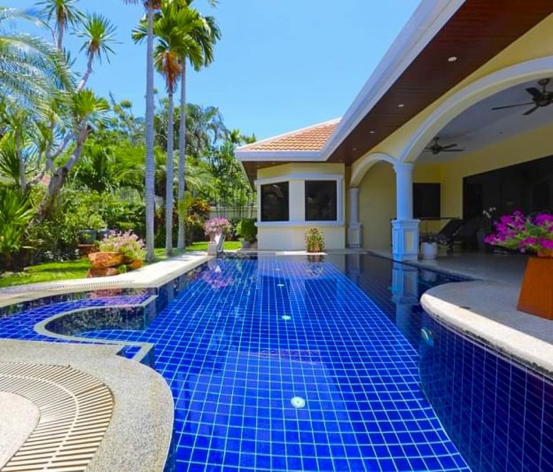 EP0046 | Luxury 3-BR Private Pool Villa for Sale in Jomtien, Pattaya