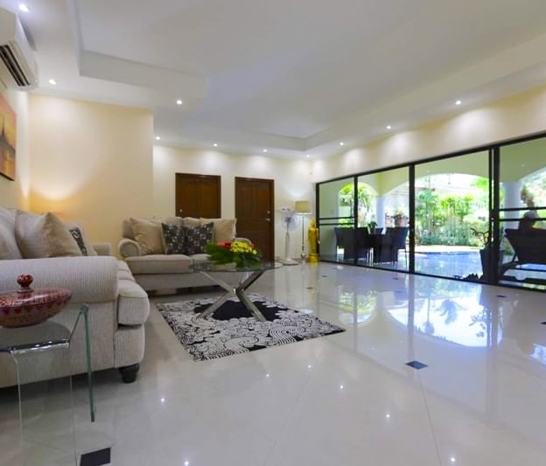 EP0046 | Luxury 3-BR Private Pool Villa for Sale in Jomtien, Pattaya